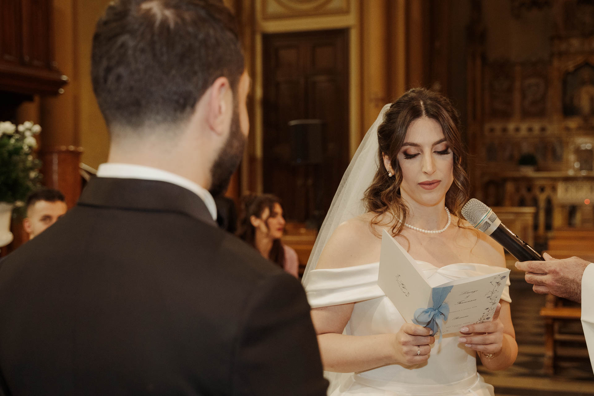 La sposa legge le promesse